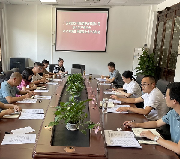 bb31c3fde7a9a09a1cee3b0e4eba4f8e.jpg 1.jpg